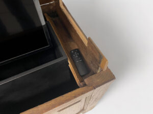 Oak blanket chest from ± 1850 for 43 inch TV with TV-lift