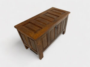 Oak blanket chest from ± 1850 for 43 inch TV with TV-lift