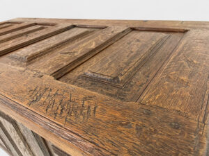 Oak blanket chest from ± 1850 for 43 inch TV with TV-lift