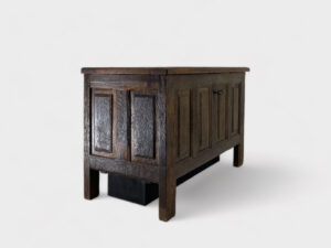 Oak blanket chest from ± 1850 for 43 inch TV with TV-lift