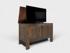 Oak blanket chest from ± 1850 for 43 inch TV with TV-lift