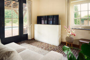 TV lift cabinet 'Lucid'