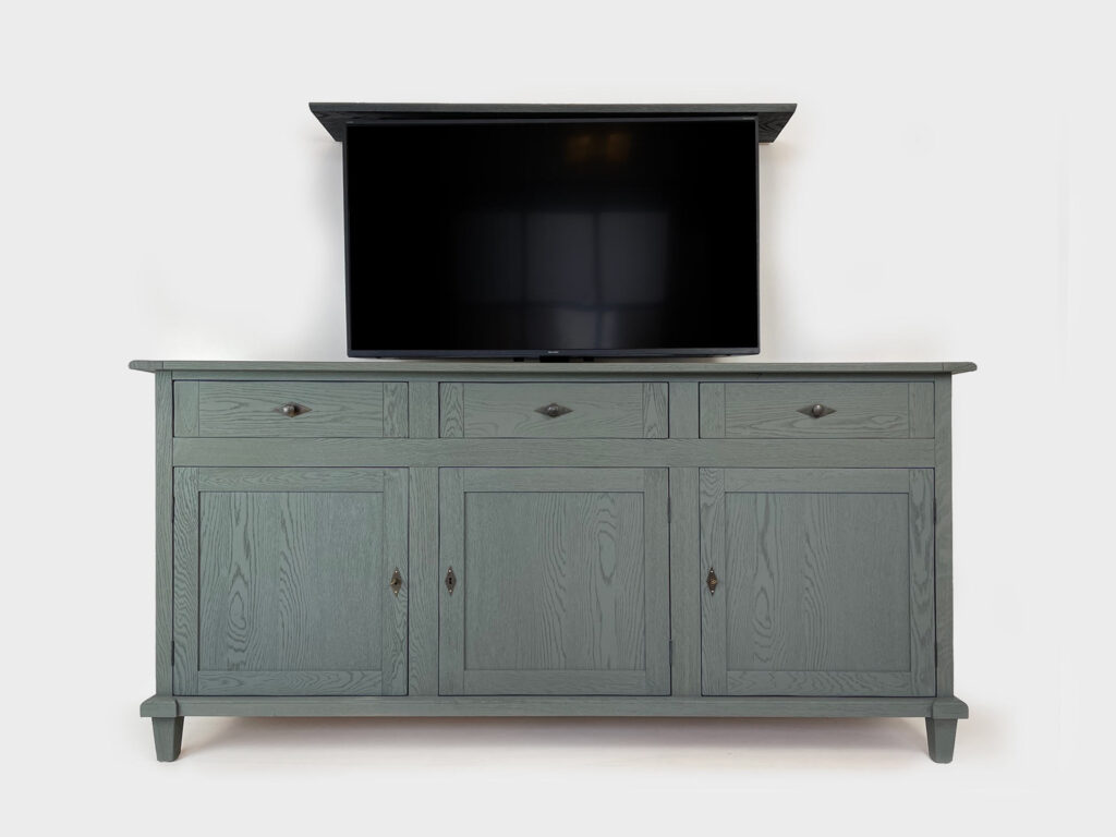 Oak sideboard 3 drawers 3 doors max 55 inch