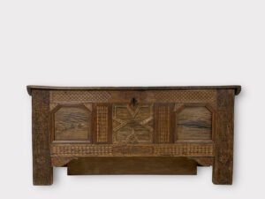 TV Lift in Dutch Oak Chest inscription 'Anno 1780'