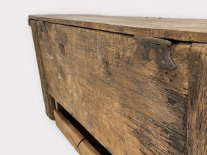 TV Lift in Dutch Oak Chest inscription 'Anno 1780'