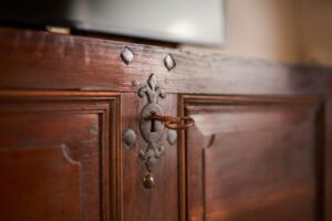 Antique blanket chest with TV lift